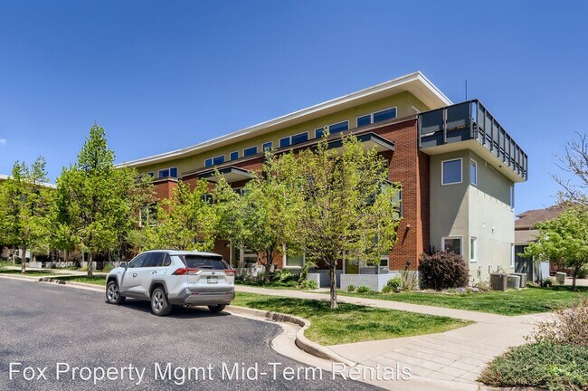 Building Photo - 1 br, 1 bath House - 4650 Holiday Dr #203