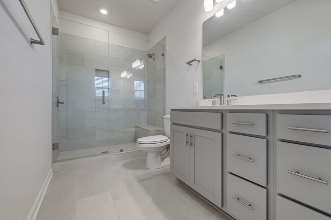 Building Photo - 6027 Towering Oaks Dr