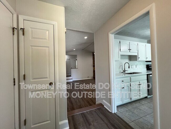 Foto del edificio - 7108 Calamar Dr