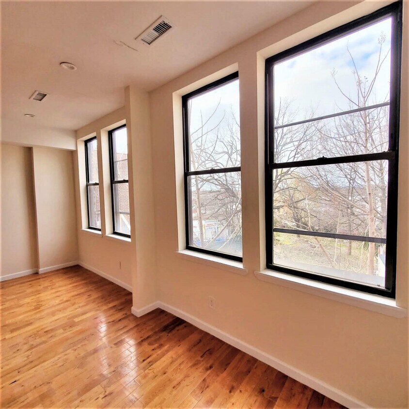 3394 E Tremont Ave, Bronx, NY 10461 Townhome Rentals in Bronx NY