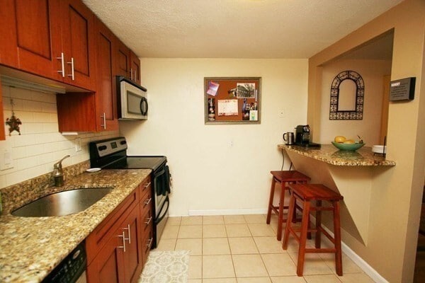 Primary Photo - 36 Bellvista Rd