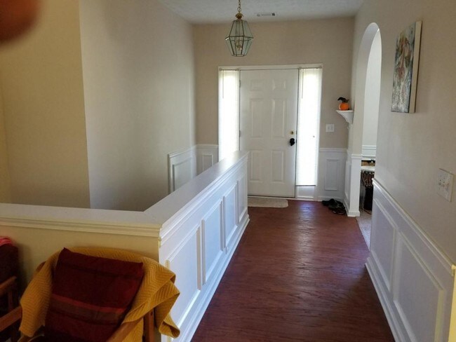 Building Photo - 1102 Dalesford Dr