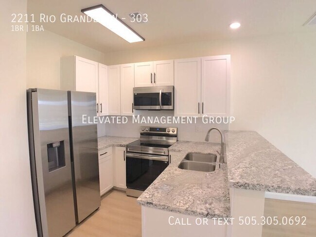 Foto del edificio - 2211 Rio Grande Blvd NW