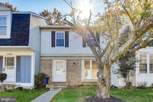 Photo - 17505 Longview Ln Townhome