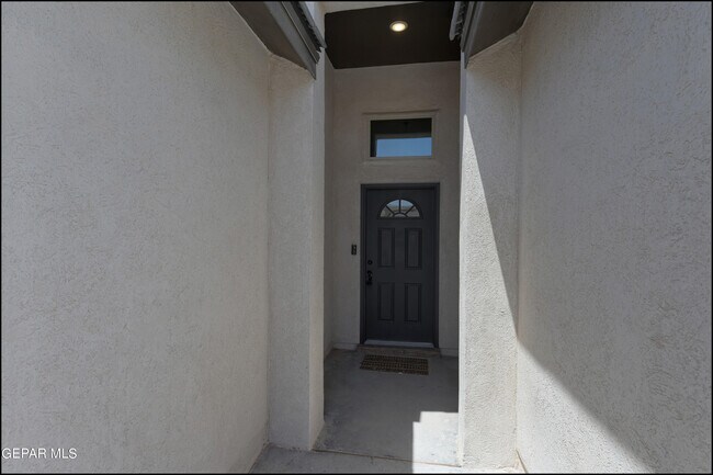Foto del edificio - 903 Greenbury Pl