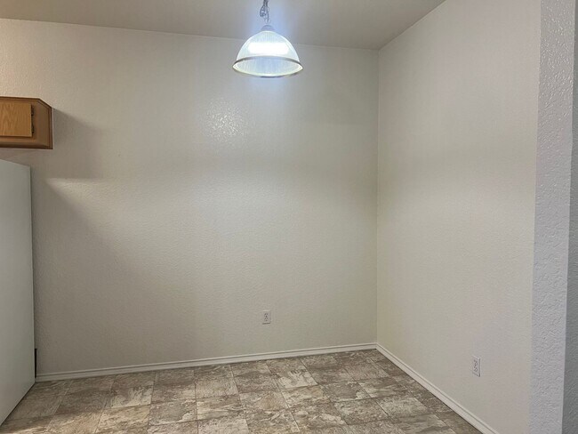 Foto del edificio - 2700 Edgefield St