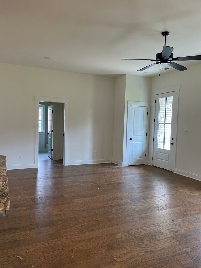 Foto del edificio - 3128 Meadows Wy