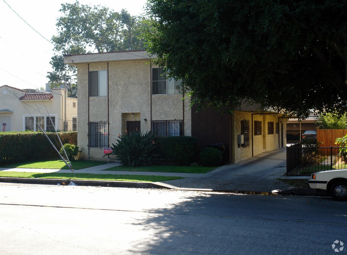 Primary Photo - 220 W Hillcrest Blvd