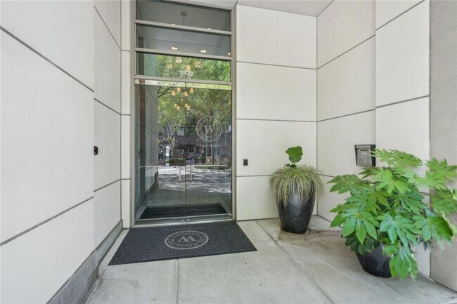 Foto del edificio - 1100 Howell Mill Rd NW