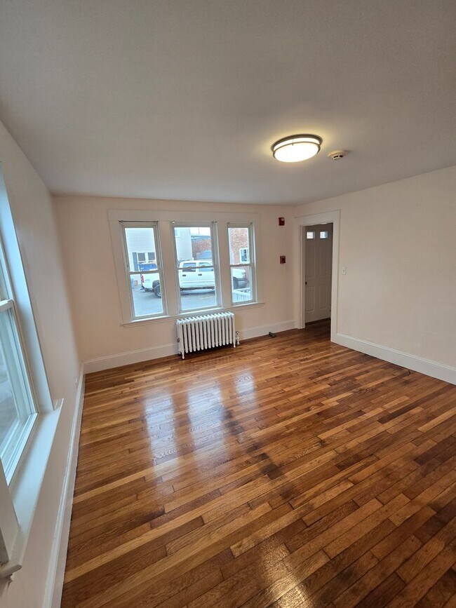 Foto del edificio - 297-299 Cabot Street