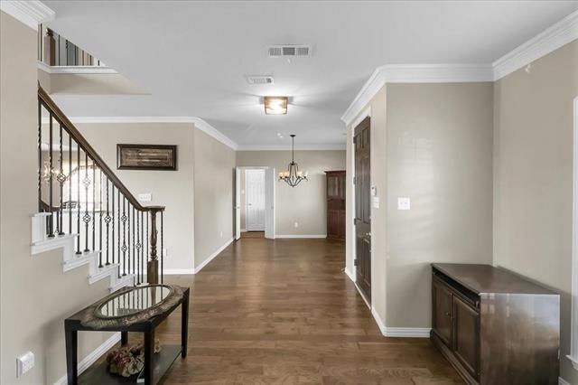 Foto del edificio - 7306 Waterbury Dr