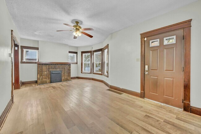 Foto del edificio - 890 E 143rd St