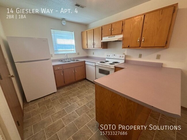 Building Photo - 14 Giesler Way