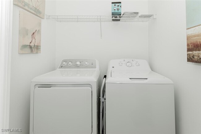 Foto del edificio - 5651 Double Eagle Cir