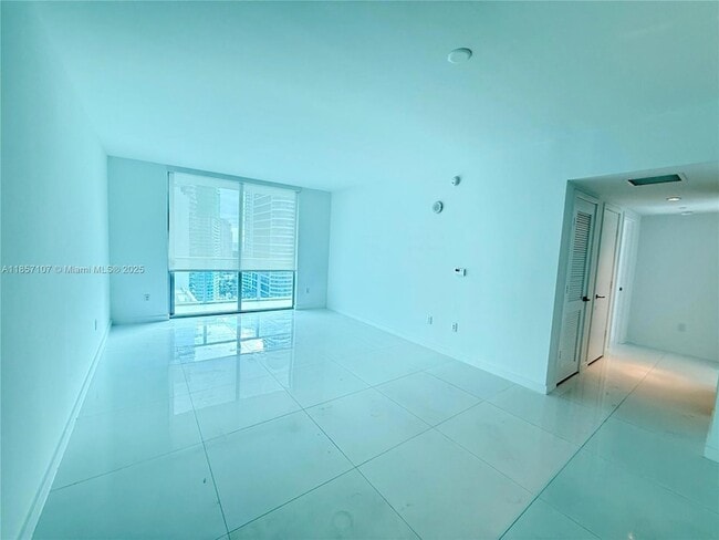 Foto del edificio - 1100 S Miami Ave