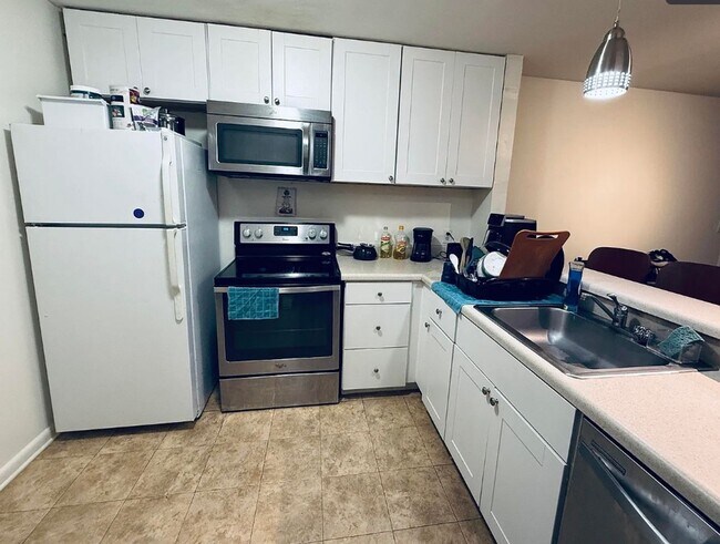 Foto del edificio - 1213 University Terrace