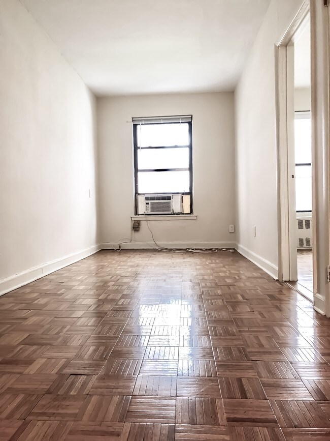 Foto del edificio - 227 W 22nd St