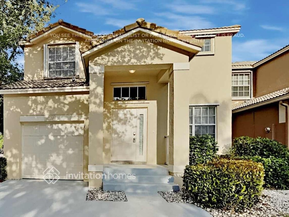 Foto principal - 5203 Eagle Cay Pl