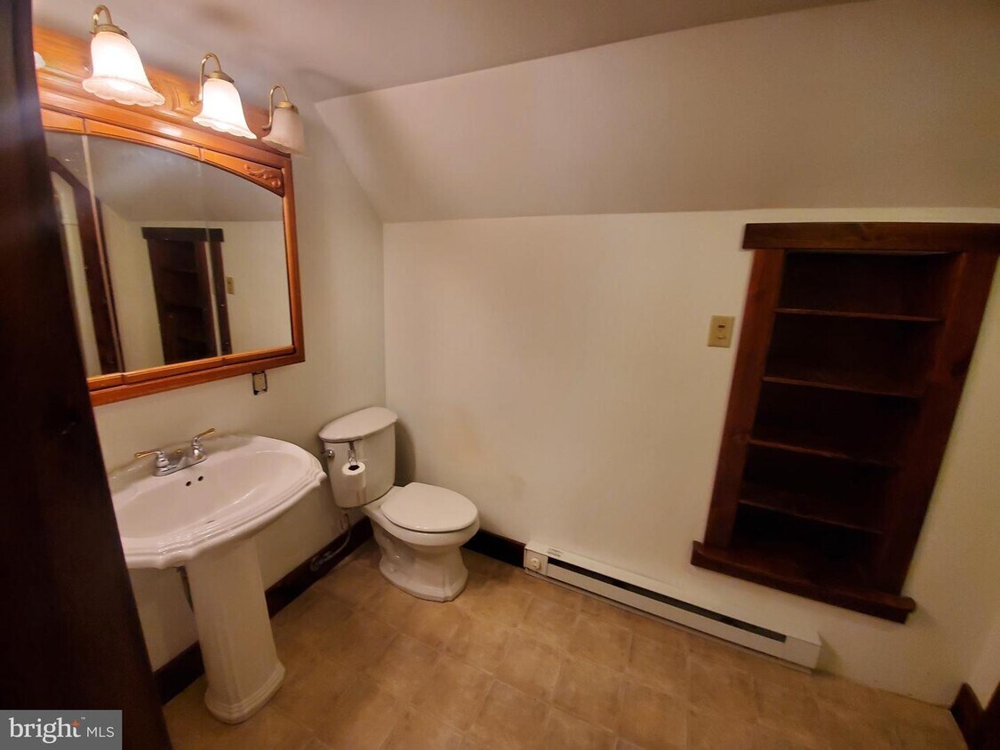 217 E Market St Unit 5, Orwigsburg, PA 17961 Apartment for Rent in