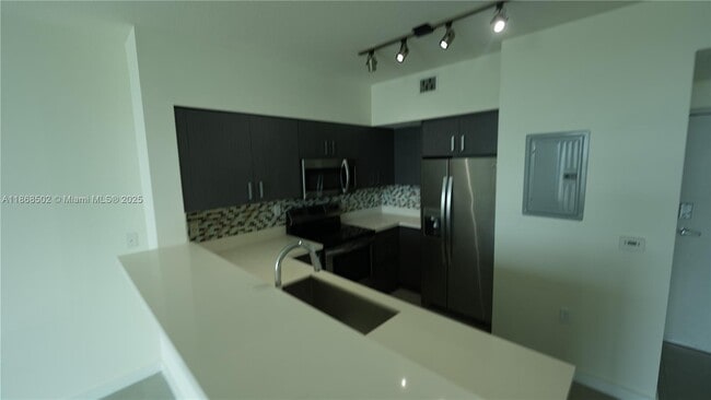 Foto del edificio - 729 NW 2nd St