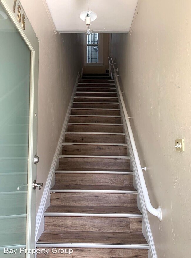 Foto del edificio - 756-758 8th Ave