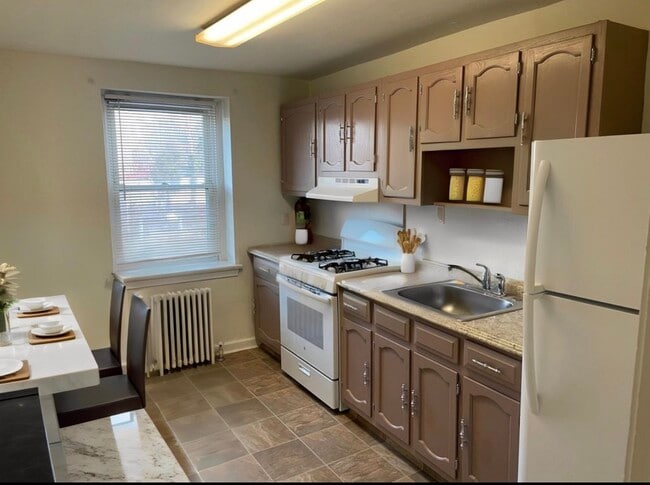 Photo - 55 Sayers Ave House