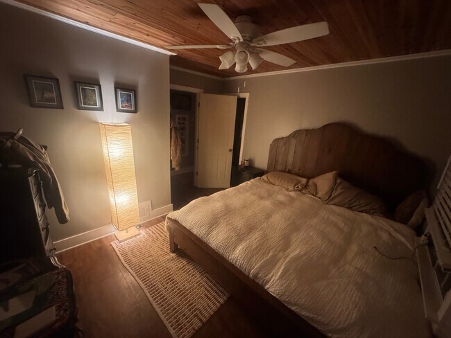 Foto del edificio - 1644 Oak St
