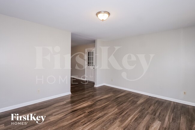 Building Photo - 5167 Haleville Rd