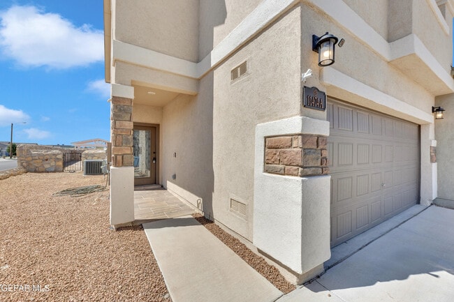 Building Photo - 11474 Dawn Vw Rd