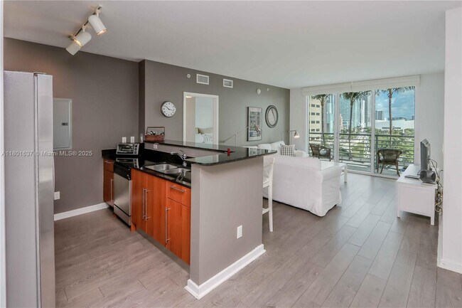Building Photo - 325 S Biscayne Blvd