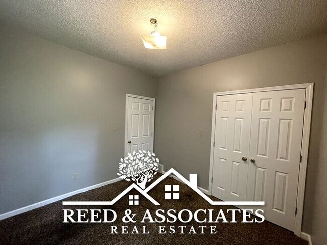 Foto del edificio - Just Minutes Away from Shelby Farms!