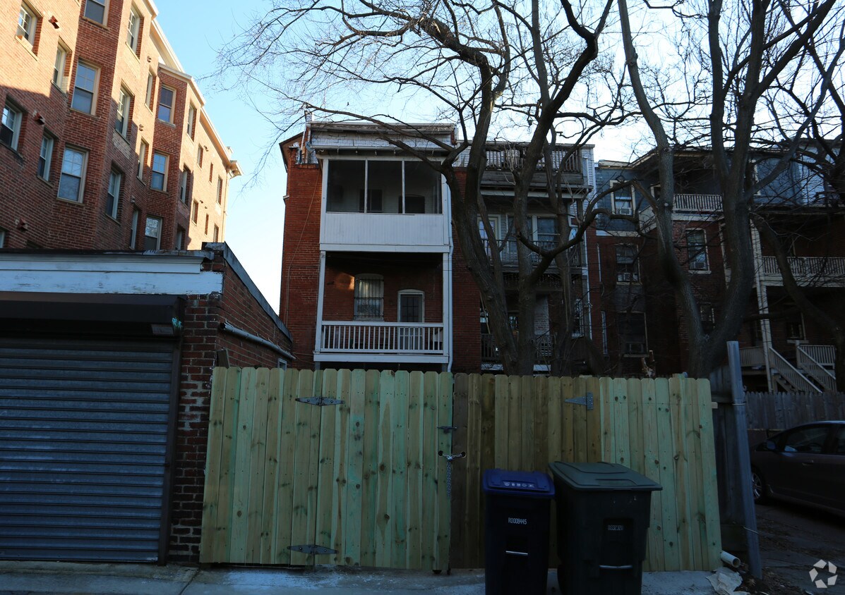 Building Photo - 3210 17th St NW