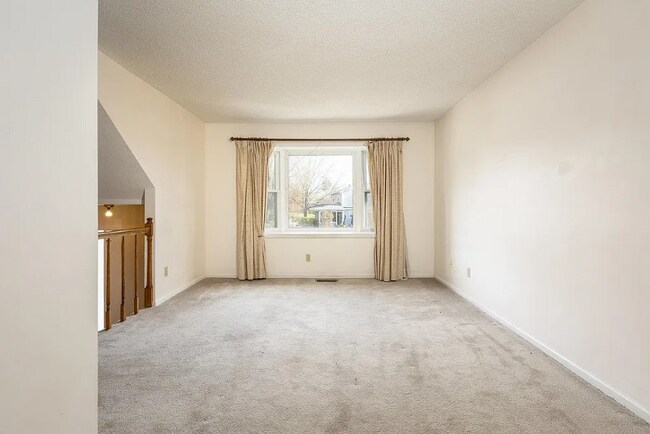 Foto del edificio - 163 Wakefield Pl