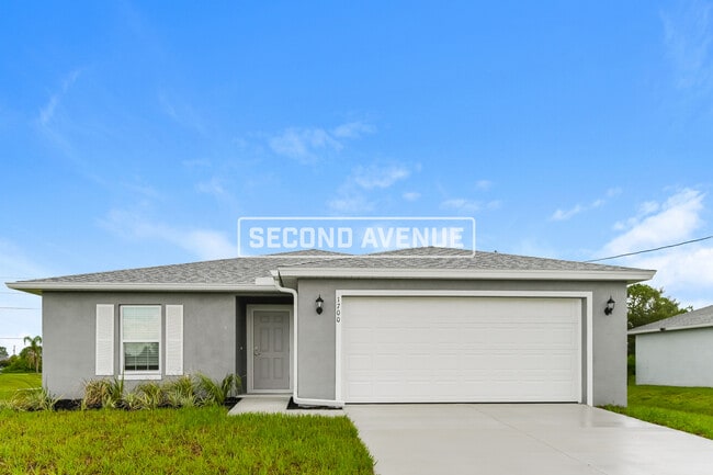Building Photo - 1700 NW 24th Ave