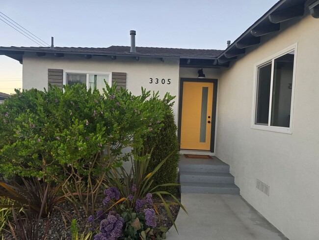 Building Photo - 3305 W Thornton Ave