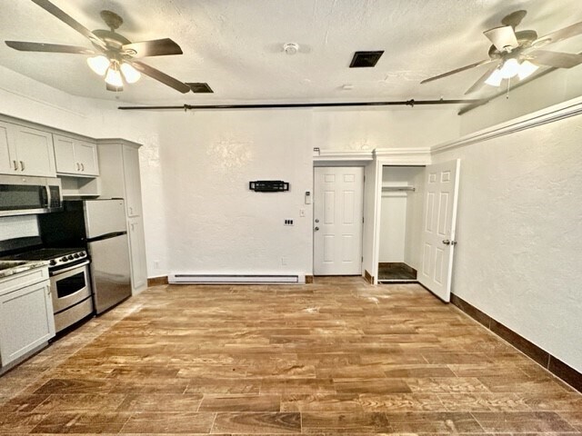 Foto del edificio - 223 Endicott St