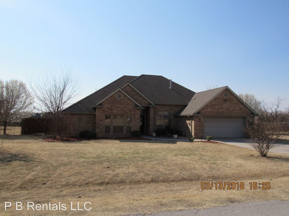 Foto principal - 4 br, 3 bath House - 19 SW Riverbend Drive