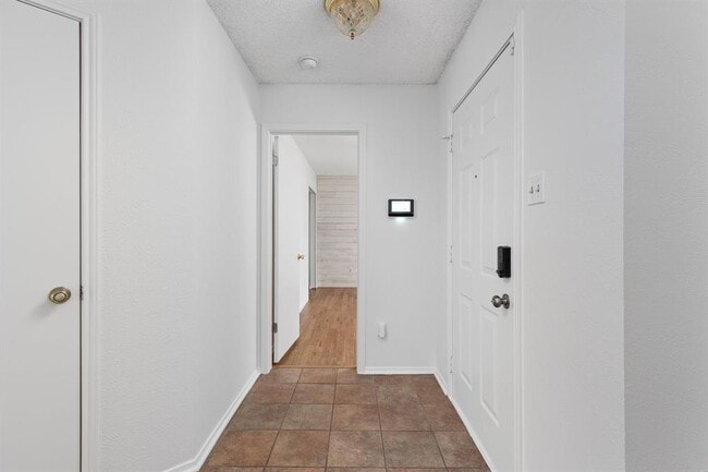 Foto del edificio - 8701 Palace Pkwy
