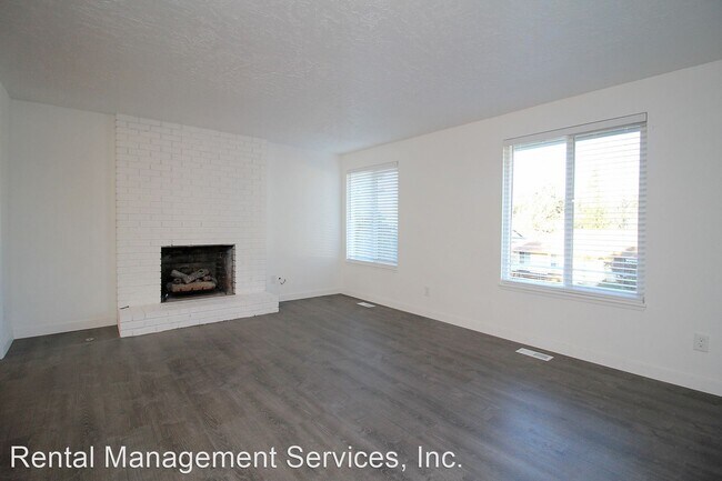 Foto del edificio - 3 br, 2.5 bath House - 510 SW 4th St