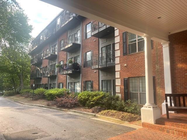 Foto del edificio - 2921 Lenox Way NE