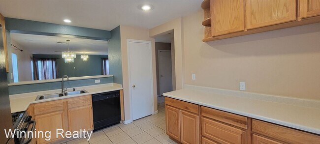 Building Photo - 3 br, 2.5 bath House - 5636 Bolton Valley Dr