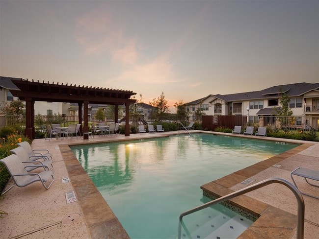 Building Photo - Tierra Pointe