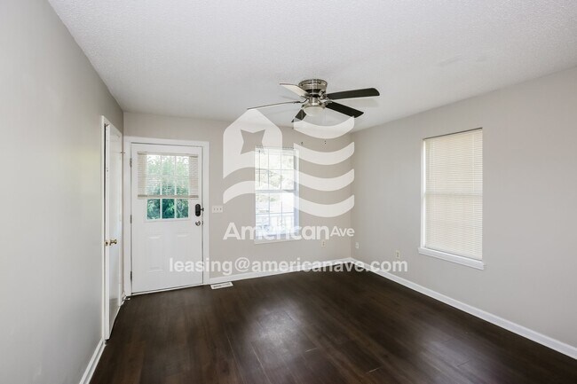 Foto del edificio - 505 Harrel St