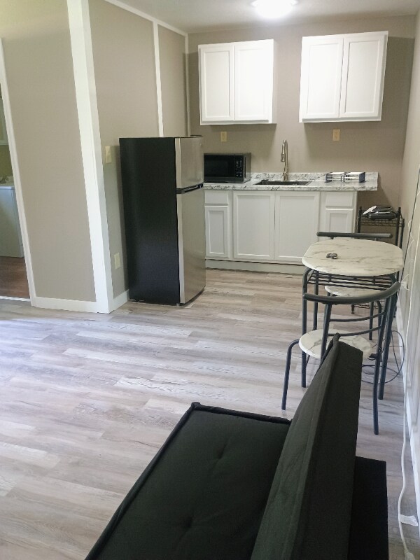 Building Photo - 700 County Rd 40 W