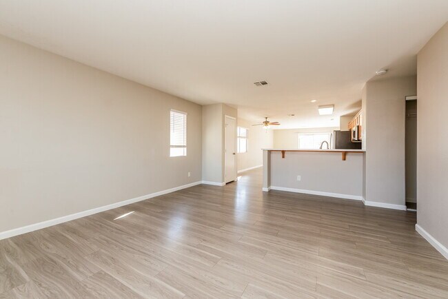 Foto del edificio - 7905 Odysseus Ave