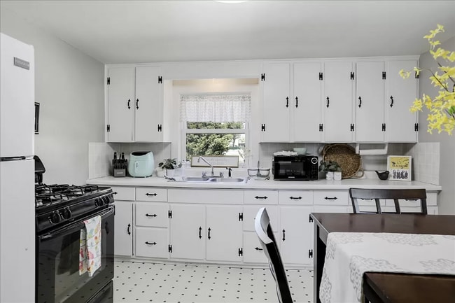 Foto del edificio - 121 S 25th St