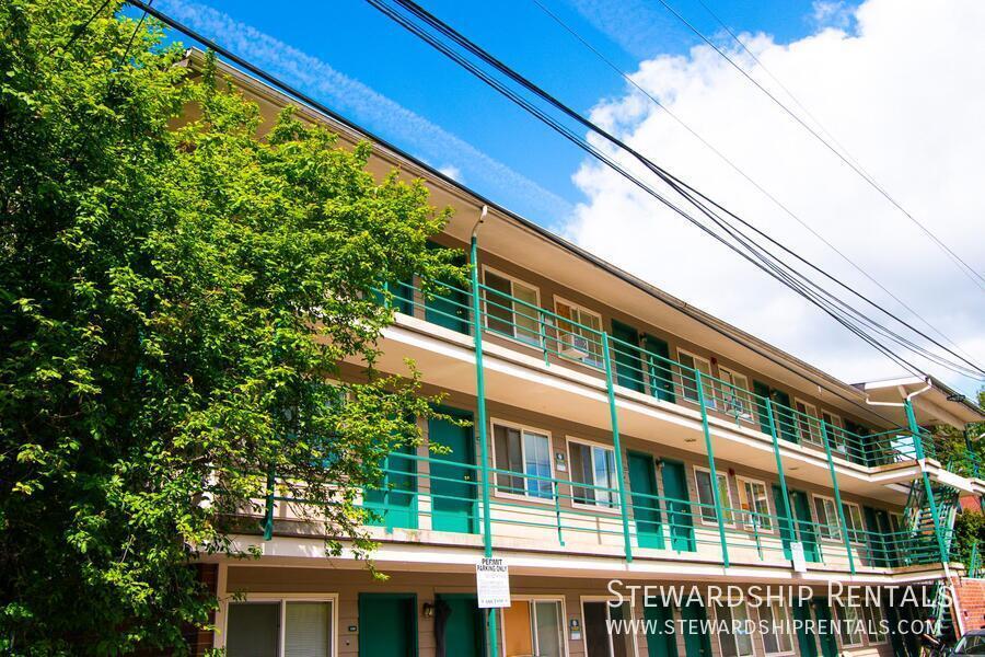 Foto principal - 1827 Harris St