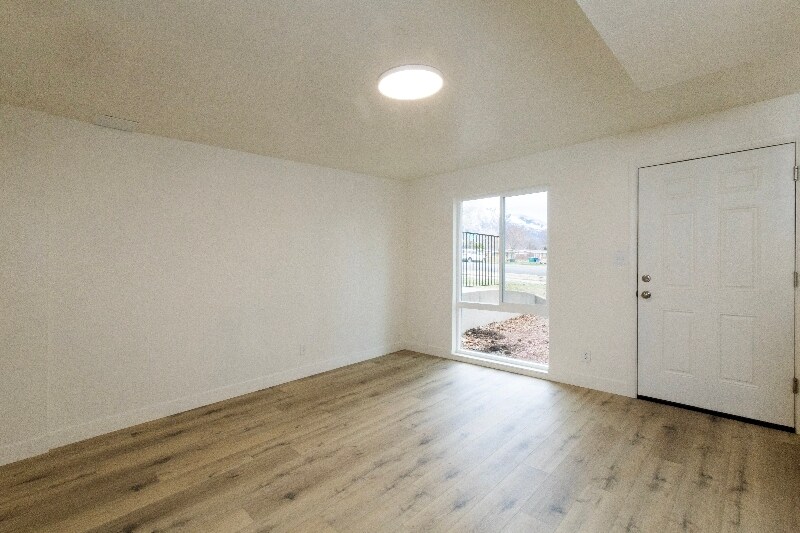 Foto principal - 972 9th St