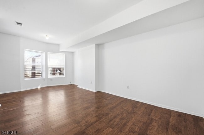 Foto del edificio - 44 1/2 3rd Street Unit