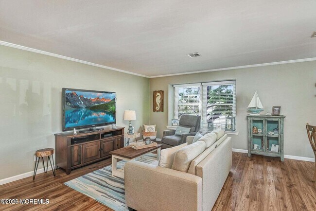 Foto del edificio - 606 Bay Ave